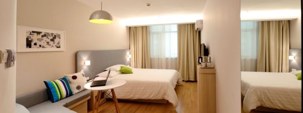 hotelroom hotelroom
